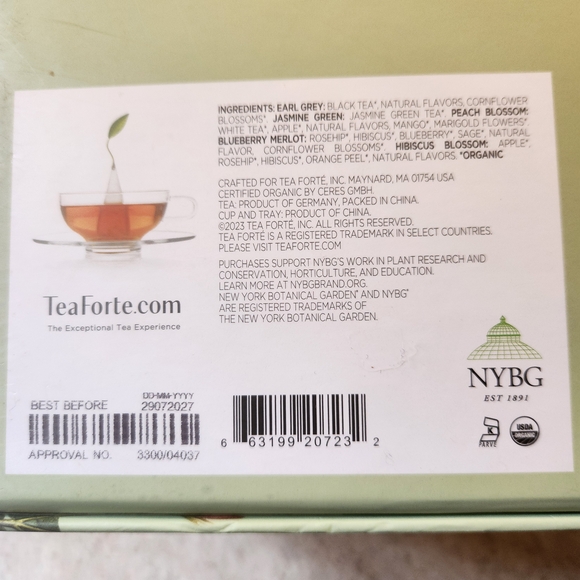 Assorted Tea Gift Set Includes Loose Leaf Tea And Steeping Pot New In box - Picture 4 of 8